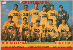Galatasaray 1993-1994 Yılı Oyuncu Kadrosu Kartpostal KRT5361 - Gökçekoleksiyon