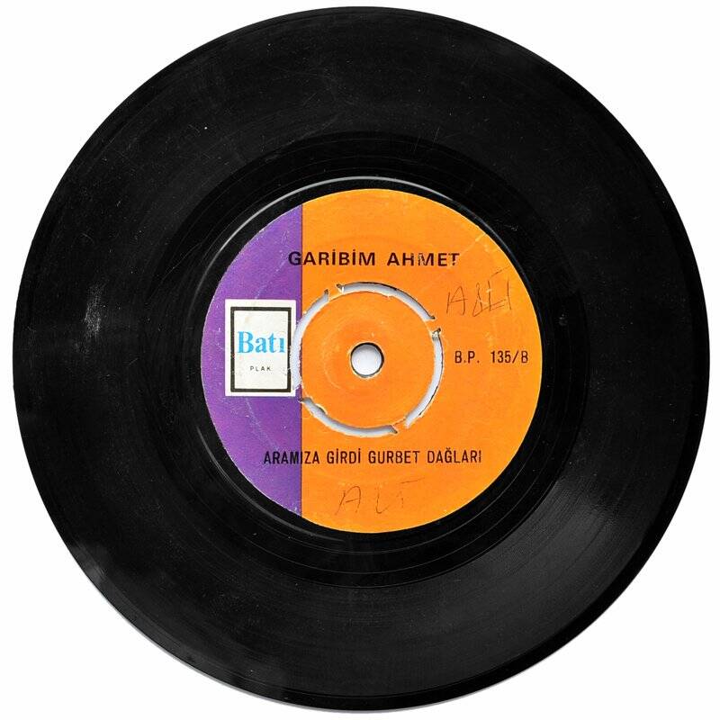 Garibim Ahmet - Aramıza Girdi Gurbet Dağları (106.5) PLK10267 - 1