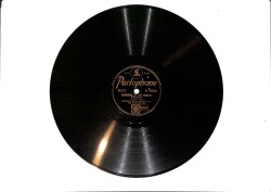 George Boulanger And His Orchestra - Dreaming Of The Puszta / Red Roses TAŞ PLAK (10/7.5) PLK26079 - 1