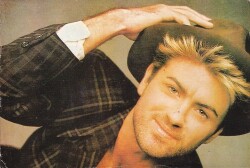 George Michael Kartpostal KRT10477 - Gökçekoleksiyon