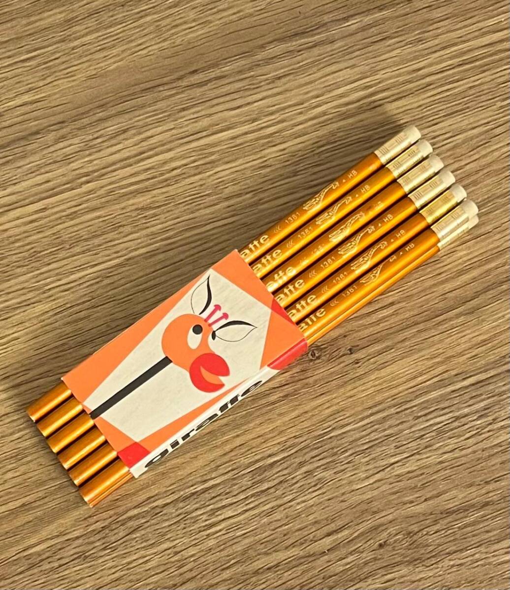 Giraffe Çekeslovak Malı Silgili Kurşun Kalem (Kahve).1 Dz Orjinal Paket AOB4929 - 4