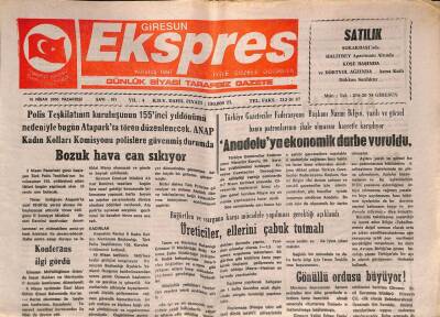 Giresun Ekspres Gazetesi 10 Nisan 2000 - ANAPta Herkes Yılmaza Kilitlendi GZ79005 - 1