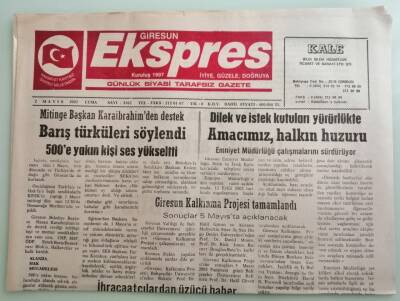 Giresun Ekspres Gazetesi 2 Mayıs 2003 Barış Türküleri Söylendi 500e Yakın Kişi Ses Yükseltti -GZ33347 - 1