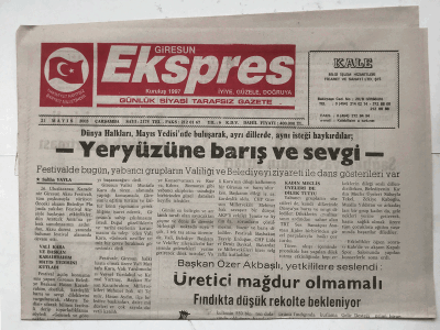 Giresun Ekspres Gazetesi 21 Mayıs 2003 - Yeryüzüne Barış ve Sevgi GZ5722 - 2