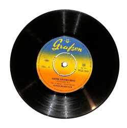 Ayfer Başıbüyük - Artık Arama Beni / Garip Gönlüm (10/7) PLK24289 - Gökçekoleksiyon