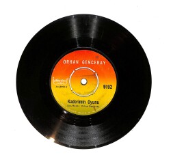 Orhan Gencebay - Efkar Bastı Gönlümü / Kaderimin Oyunu PLAK (10/7.5) PLK24554 - Gökçekoleksiyon