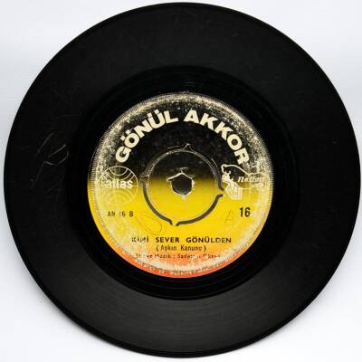 Gönül Akkor - Lanet Olsun (107) PLK5124 - 2