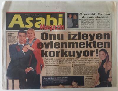 Gözcü Gazetesi Asabi Magazin Eki 30 Ekim 2004 - Onu İzleyen Evlenmekten Korkuyor GZ26258 - 1