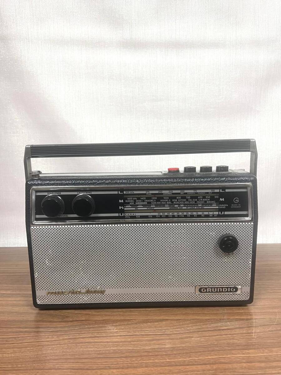 GRUNDIG Musıc Boy Antika Nostalji Radyo RDY98 - 2