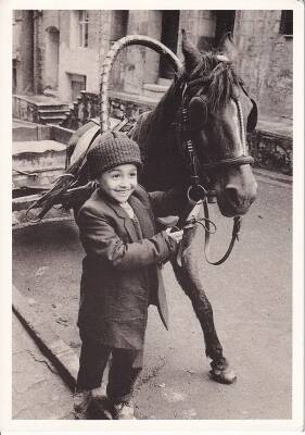 Gülümseyen Çocuk Kartpostal KRT10345 - 1