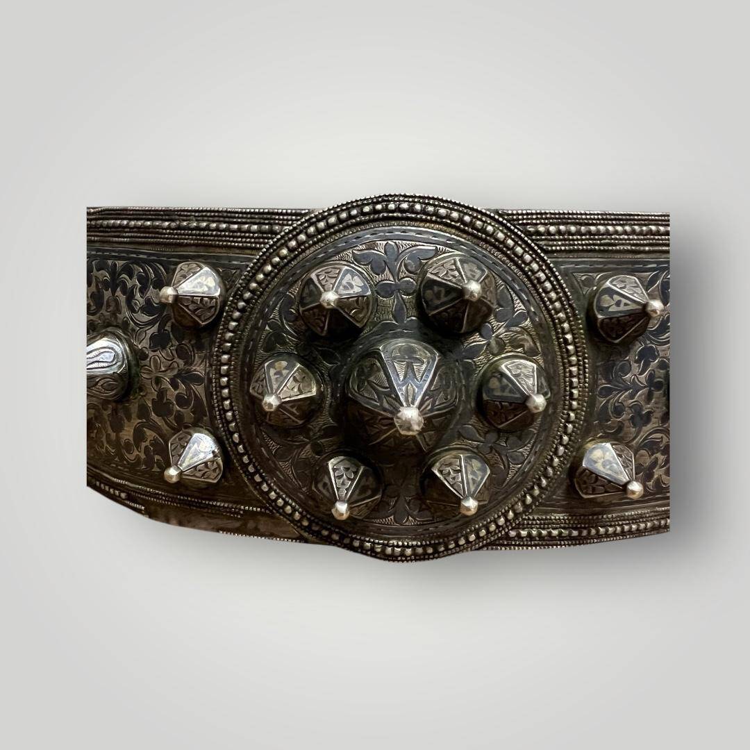 Antika Çerkez İşi Savatlı Damgalı Gümüş Kemer Tokası – Yüksek Gramaj Koleksiyonluk AOB5146 - 5
