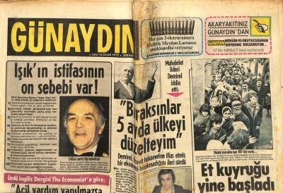 Günaydın Gazetesi 16 Ocak 1979 - İtfaiyeciler Yangına Sandallarla Gittiler GZ58081 - 1