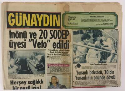 Günaydın Gazetesi 24 Haziran 1983 - Boksörümüz Yunanlı Boksörü, 30 Bin Yunanlının Önünde Dövdü Ve Yendi GZ13159 - 2