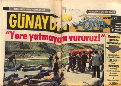 Günaydın Gazetesi Foto Haber Eki 5 Mayıs 1977 - Muazzez Abacı Olaya İnanamadı GZ91007 - 1