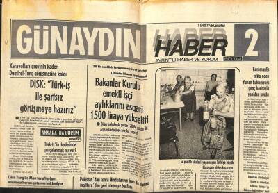 Günaydın Gazetesi Haber 2 Eki 11 Eylül 1976 - Maonun Cenazesi Kalkmadan Çin Karışmaya Başladı GZ102425 - 1
