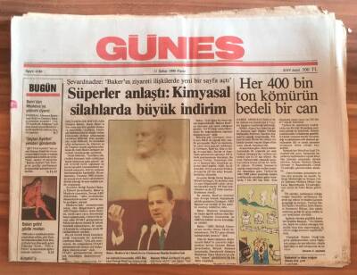 Güneş Gazetesi 11 Şubat 1990 - Süperler Anlaştı Kimyasal Silahlarda Büyük İndirim GZ1811 - 1
