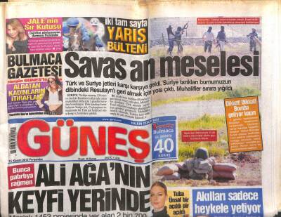 Güneş Gazetesi 15 Kasım 2012 - Bunca Patırtıya Rağmen Ali Ağaoğlunun Keyfi Yerinde GZ107111 - 1