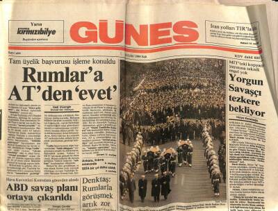 Güneş Gazetesi 18 Eylül 1990 - İnönü - Baykal Kavgası İstanbulu Parçaladı GZ62083 - 1