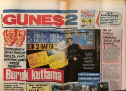 Güneş Gazetesi 2 Eki 27 Mart 1986 - Tiyatrocular İçin Buruk Kutlama GZ63058 - 1