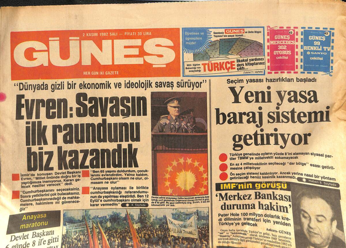 Güneş Gazetesi 2 Kasım 1982 - 4 Altın Madalya Aldık - Evren : Savaşın İlk Raundunu Biz Kazandık GZ133300 - 1