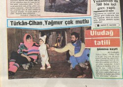 Güneş Gazetesi 28 Şubat 1986 - Türkan Şoray, Cihan Ünal Ve Kızları Yağmur Çok Mutlu, Uludağ Tatili GZ151528 - 2
