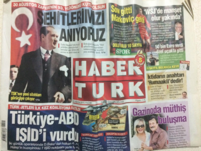 Haber Türk Gazetesi 30 Ağustos 2015 - Gazinoda Müthiş Buluşma,Emel Sayın , Selami Şahin GZ27516 - 1