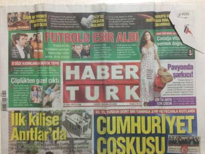 Haber Türk Gazetesi 30 Ekim 2015 - Cumhuriyet Coşkusu GZ29275 - 1