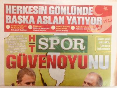 Haber Türk Gazetesi Spor Eki 13 Ekim 2009 - Daum Yeşil Işık Yaktı Lucescu Beklemede GZ40157 - 1
