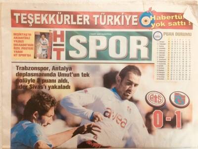 Haber Türk Gazetesi Spor Eki 2 Mart 2009 - Trabzonspor Antalya Deplasmanında GZ40155 - 1