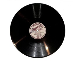 Münir Nurettin Selçuk - Pek Revadır Sevdiğim / Dün Yine Günümüz Geçti Beraber TAŞ PLAK (10/7.5) PLK23391 - Gökçekoleksiyon