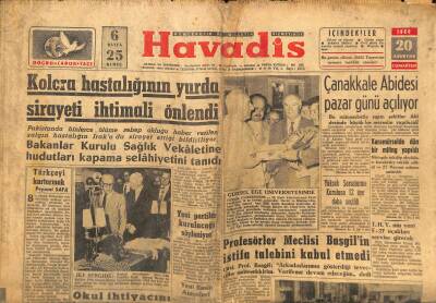 Havadis Gazetesi 20 Ağustos 1960 - Dünyada 300 Bin Kızıl Casus Faaliyet Gösteriyor - Gürsel Ege Üniversitesinde GZ122153 - 1