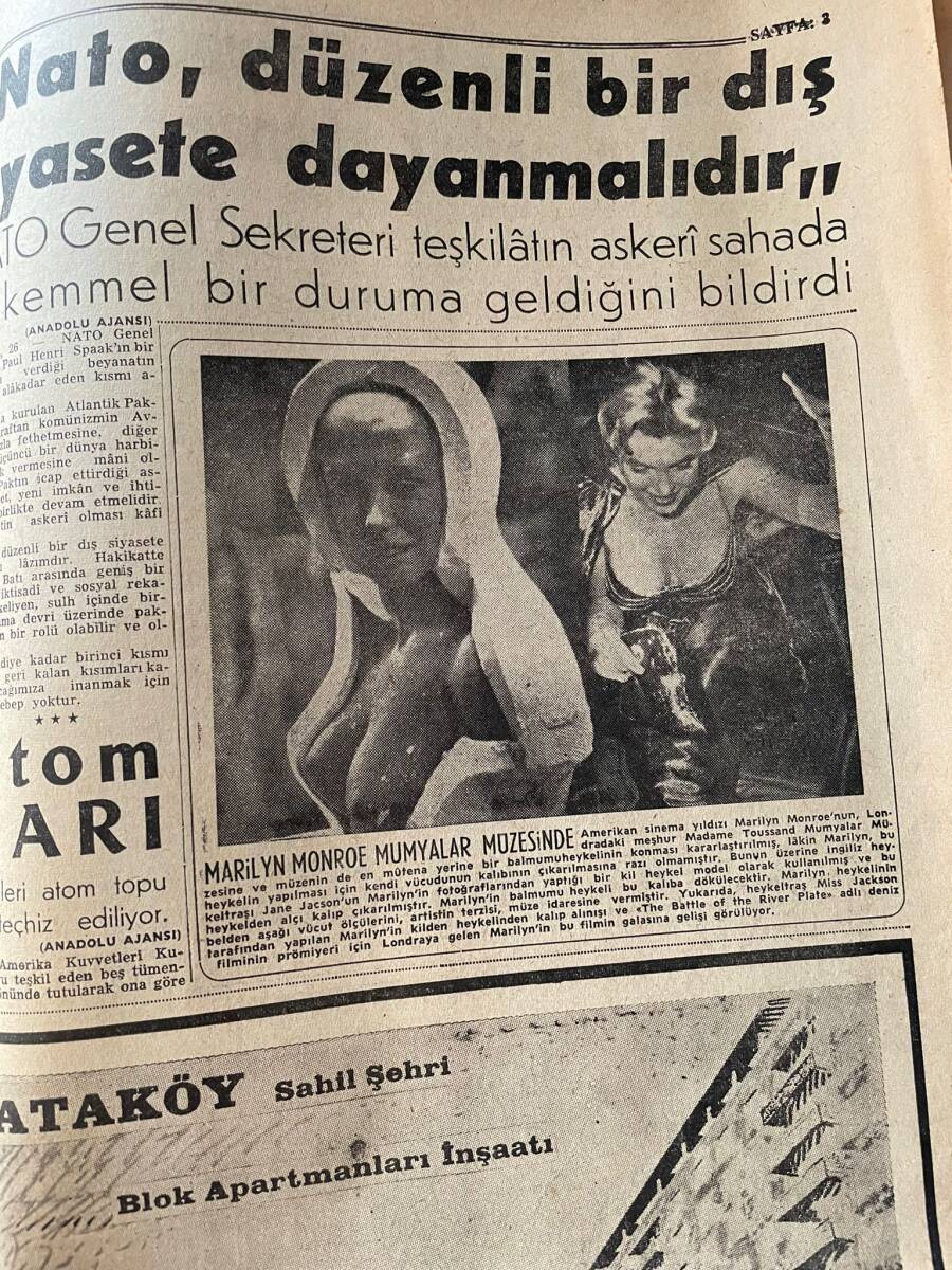 Havadis Gazetesi 27 Eylül 1957 - Marilyn Monroe Mumyalar Müzesinde - Vittirio De Sica, Gina Lollobrigida İle Birlikte Oynayacak GZ148624 - 2