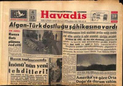 Havadis Gazetesi 28 Ağustos 1957 - Amerikan 6. Filosu Harekete Hazır GZ82944 - 1