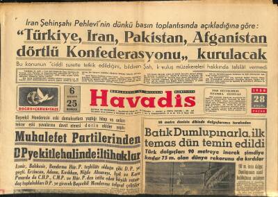 Havadis Gazetesi 28 Eylül 1958 - Dumlupınara Dalma Hazırlıkları - Kıbrısta Komünistler Kaatil Papazın Plânını Destekliyor GZ121989 - 1