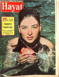 HAYAT DERGİSİ 13 Ağustos 1970 Sayı: 33 - Kapak: Ayra Çelenk - Ortaköy Sırtlarının Yıllanmış Misafiri Kral Tallal - Sylva Koscina Kaftan Giydi NDR88504 - Gökçekoleksiyon