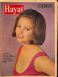 HAYAT DERGİSİ 23 Nisan 1964 Sayı: 18 - Kapak: Claudia Cardinale - Bir 23 Nisan Daha Kutluyoruz - Kovboyluk Moda Oldu NDR88949 - Gökçekoleksiyon