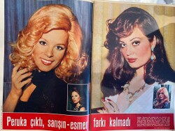 Hayat Dergisi 25 Nisan 1974 Sayı: 18 - Kapak: Nur Onur - Peruka Çıktı Sarışın Esmer Farkı Kalmadı: Hülya Koçyiğit, Türkan Şoray NDR90052 - 2