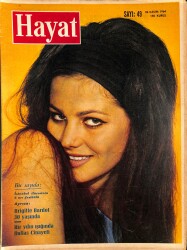 HAYAT DERGİSİ 26 Kasım 1964 Sayı: 49 - Kapak: Claudia Cardinale - Ölçülü Güzel Christine - Boğaziçine Bir Asma Köprüsü - Brigitte Bardot 30 Yaşında NDR89233 - Gökçekoleksiyon