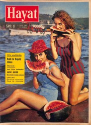 HAYAT DERGİSİ 3 Eylül 1963 Sayı: 37 - Kapak: Rezaletlerin Son Şahidi: Christine Keeler, Claire Gordon - Prenses Anne Yatılı Okula Gidiyor NDR88985 - Gökçekoleksiyon