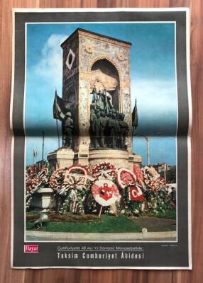 Hayat Dergisi Cumhuriyetin 40.Yılı Taksim Abidesi Poster (34x50 cm) EFM7480 - 1