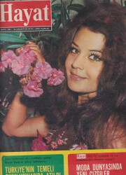 HAYAT DERGİSİ Sayı36 31 Ağustos 1972 Behiye Aksoy İsmet İnönünün Karşısında Şarkı Söylüyor, Zeki Müren Sünnete Gitti NDR54387 - Gökçekoleksiyon