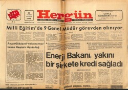 Hergün Gazetesi 30 Haziran 1977 - Duvarlara Afiş Asan 7 Öğrenci Yakalandı GZ66306 - 1