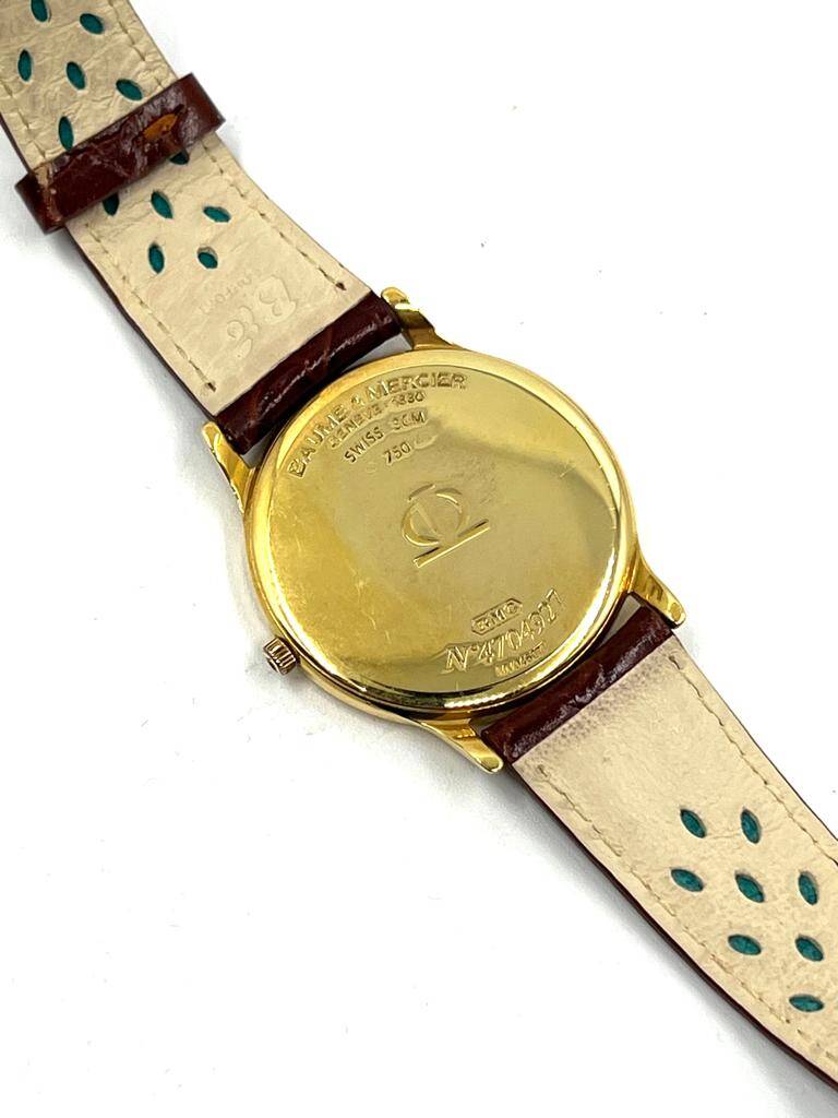 Baume & Mercier Geneve 18 Ayar Erkek Kol Saati Quartz SAA086 - 5