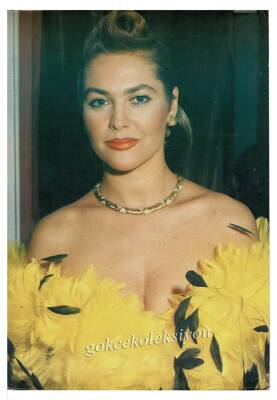 Hülya Avşar Büyük Boy Kartpostal KRT6865 - 1