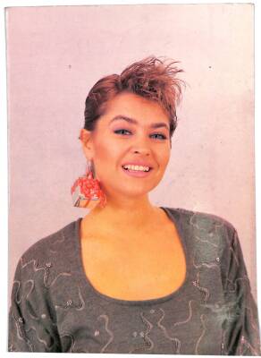Hülya Avşar Kartpostal KRT10957 - 1