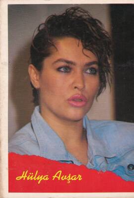 Hülya Avşar Kartpostal KRT11073 - 1