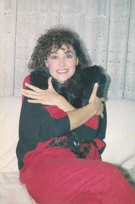 Hülya Avşar Kartpostal KRT11076 - 1