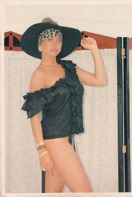 Hülya Avşar Kartpostal KRT11207 - 1