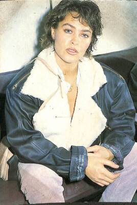 Hülya Avşar Kartpostal KRT17428 - 1