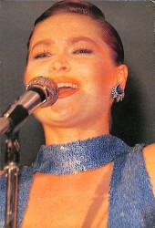 Hülya Avşar Kartpostal KRT19483 - Gökçekoleksiyon